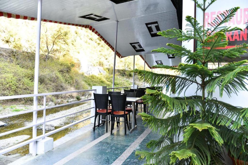 Riverside Resort Lansdowne Esterno foto